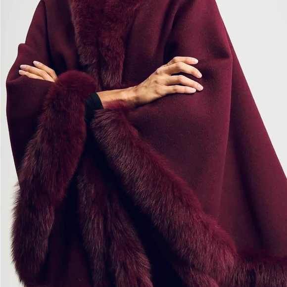 TOM GUTIE Luxury Baby Alpaca Cape with Fur - Picture 5 of 6